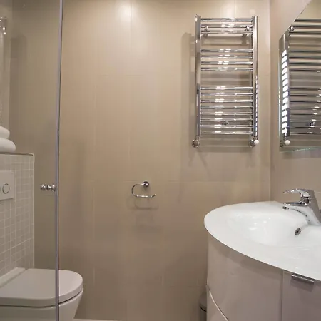 Adrion Aparthotel 4*