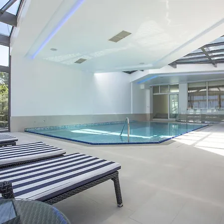 Adrion 4* Pula