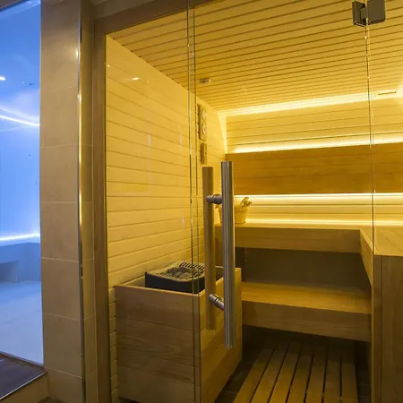 Adrion Aparthotel