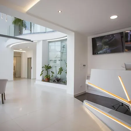 Adrion Aparthotel Pula