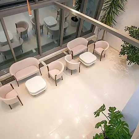 Aparthotel Adrion 4*