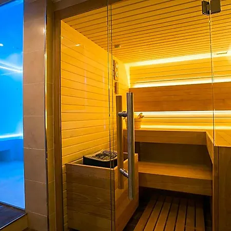 Aparthotel Adrion
