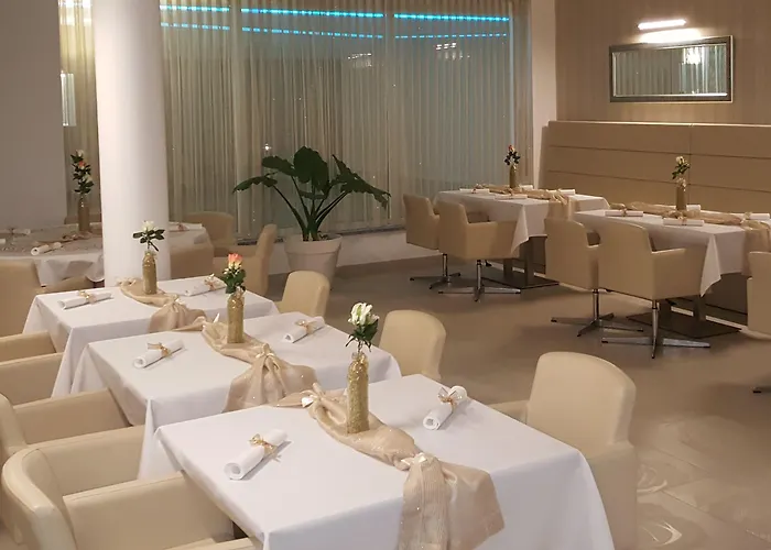 Apart Otel Adrion 4*