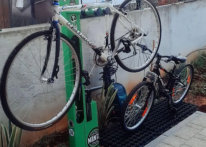 מלון דירות Adrion פולה